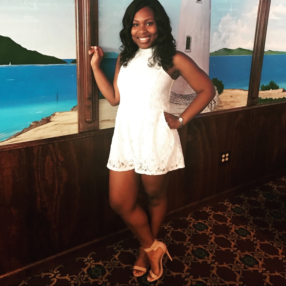 White lace floral pattern romper